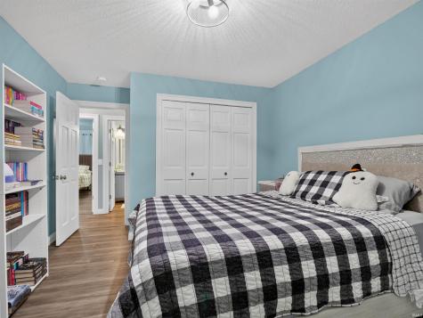 8215 Grand Forest Court Fort Wayne IN 46815