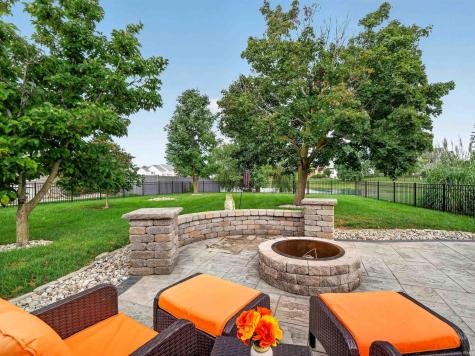 8215 Grand Forest Court Fort Wayne IN 46815