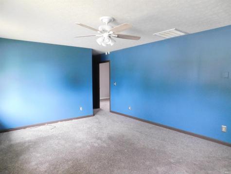 102 Nichols Avenue Salem IN 47167