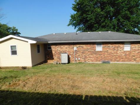 102 Nichols Avenue Salem IN 47167