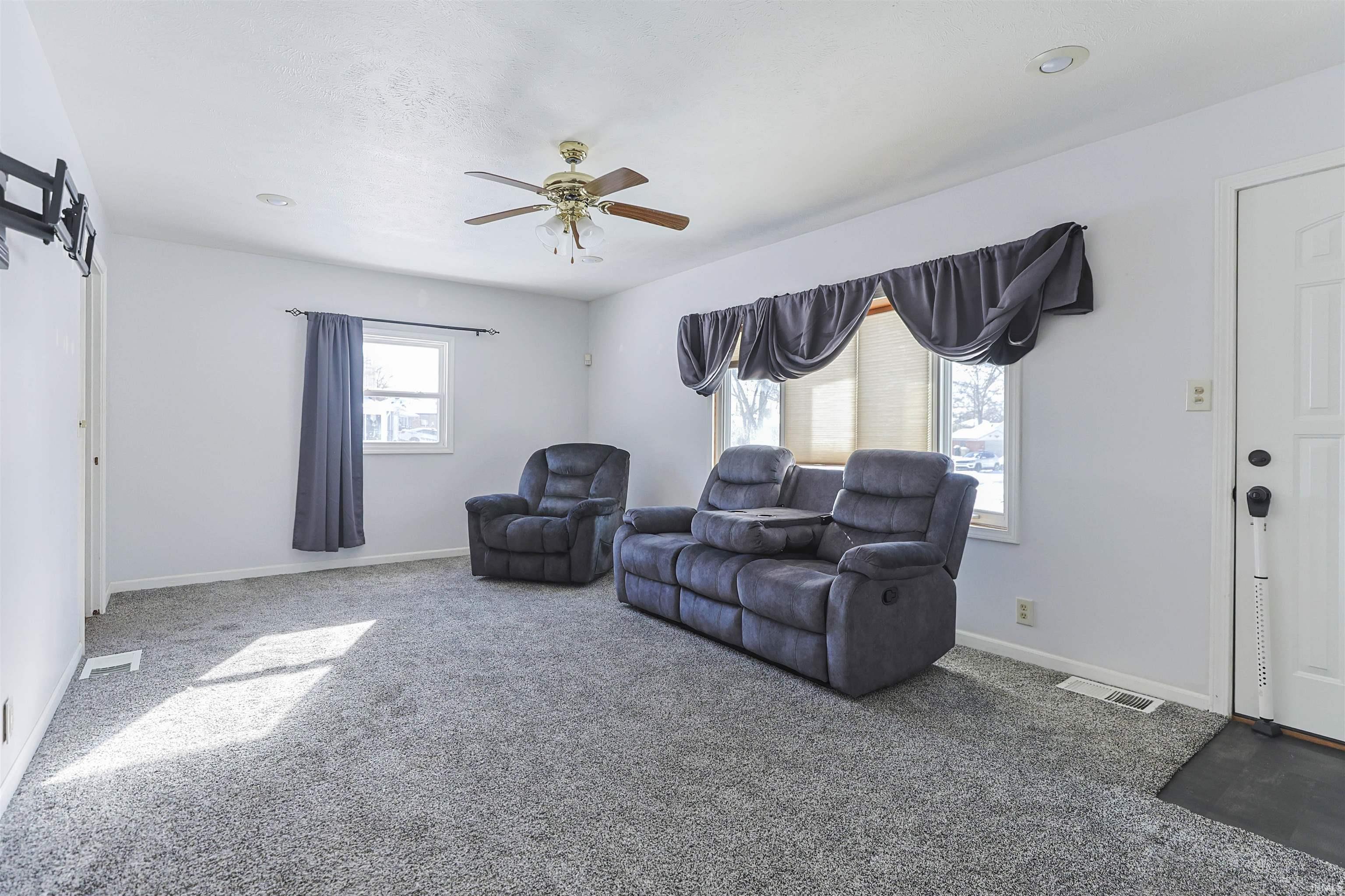 205 E Jennings Avenue South Bend IN 46614
