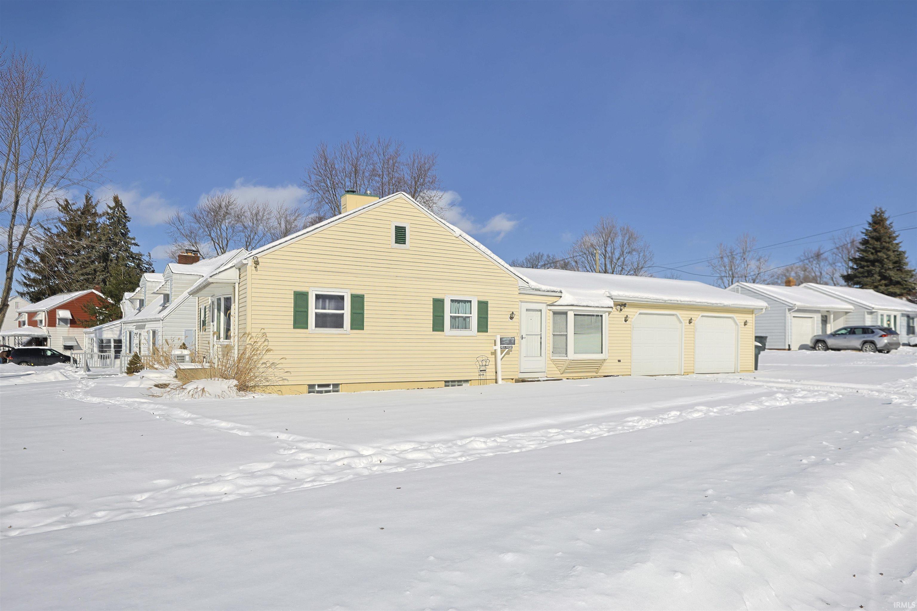 205 E Jennings Avenue South Bend IN 46614