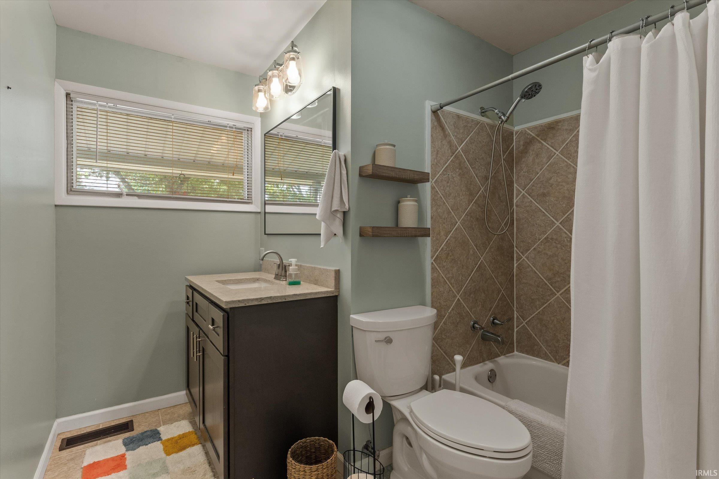3426 Oxford Lane South Bend IN 46615