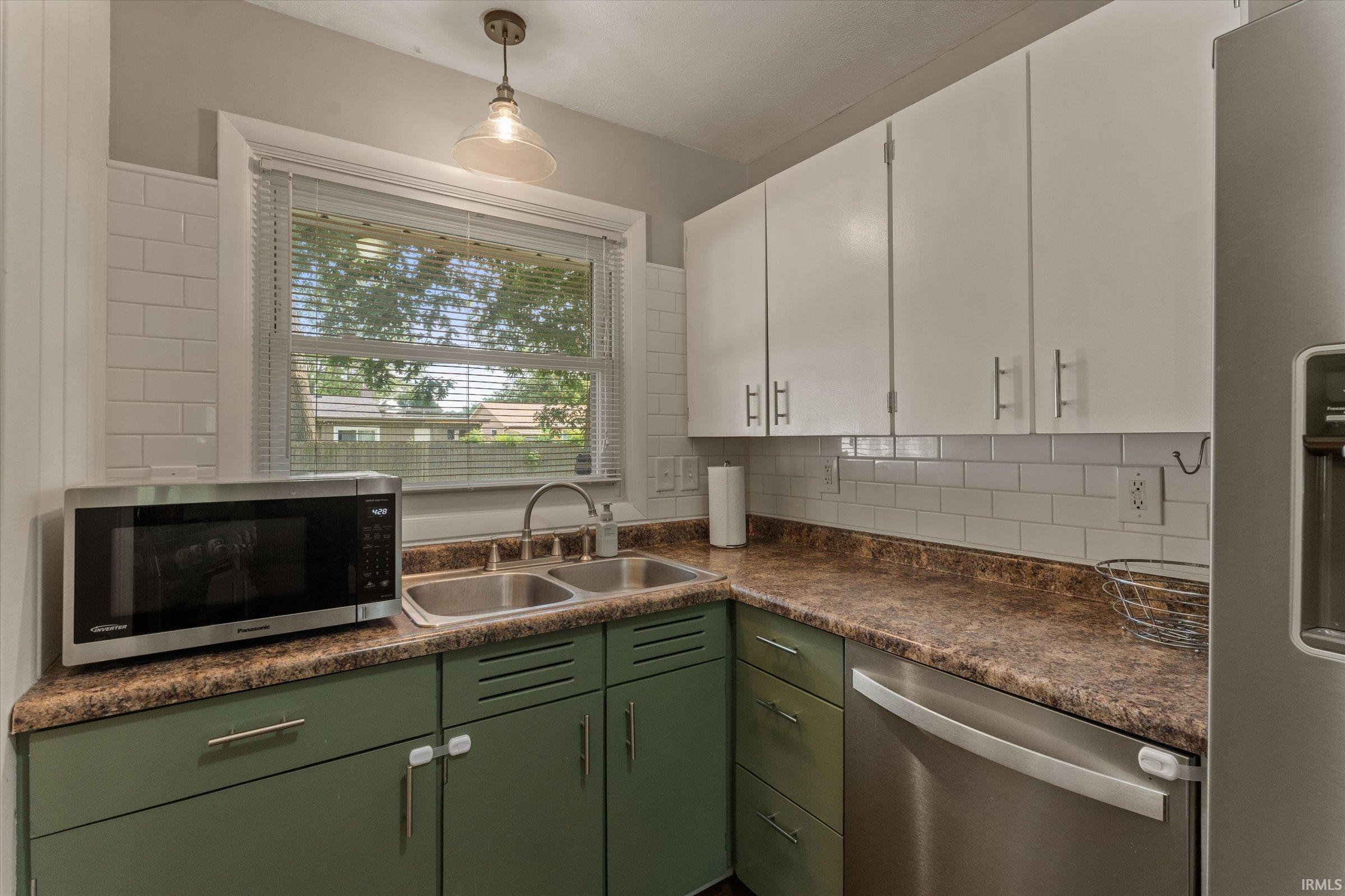3426 Oxford Lane South Bend IN 46615