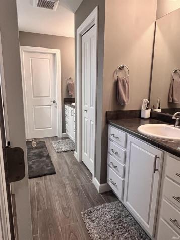 53167 Gentle Breeze Court South Bend IN 46628