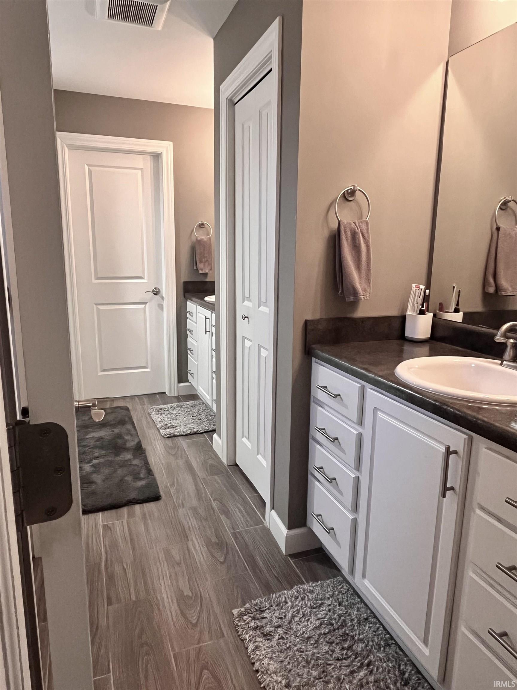 53167 Gentle Breeze Court South Bend IN 46628