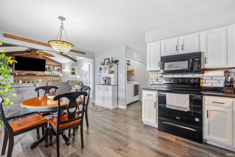 3003 Winslow Place Fort Wayne IN 46815