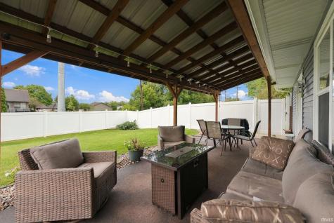 3003 Winslow Place Fort Wayne IN 46815