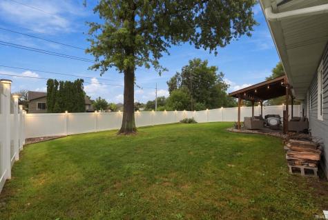 3003 Winslow Place Fort Wayne IN 46815