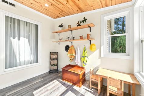 1338 N Santorini Drive Warsaw IN 46580