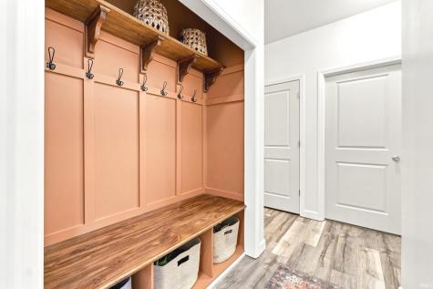 1338 N Santorini Drive Warsaw IN 46580