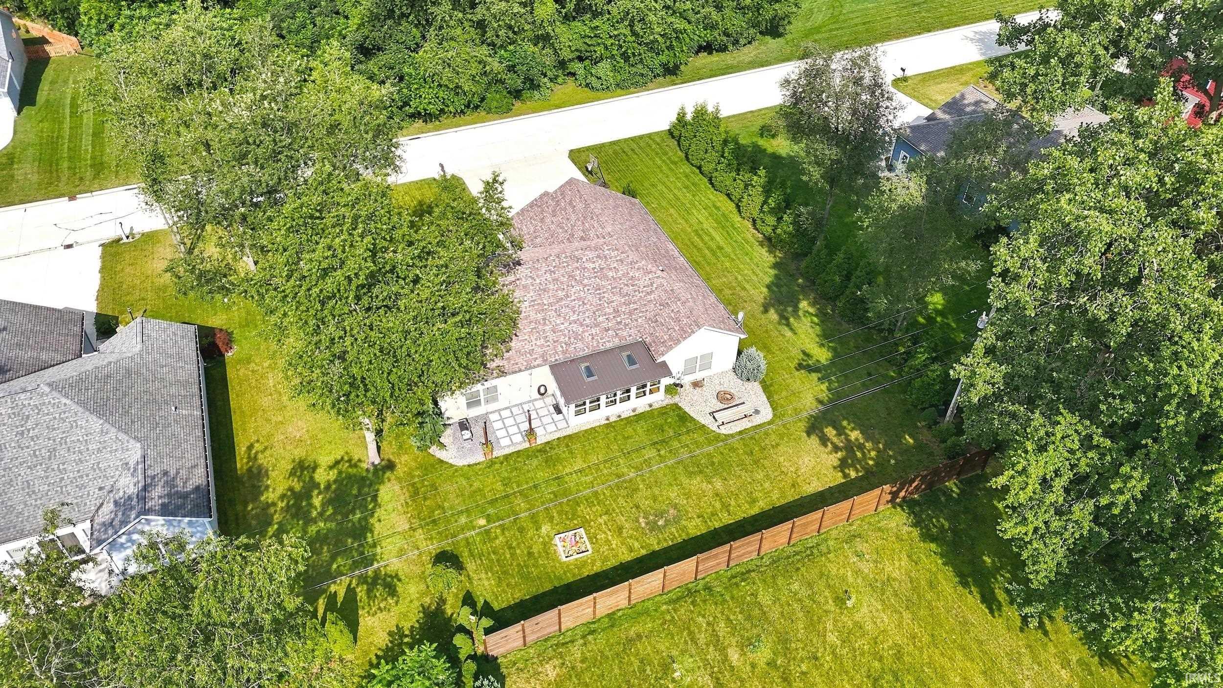 1338 N Santorini Drive Warsaw IN 46580