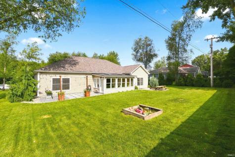 1338 N Santorini Drive Warsaw IN 46580