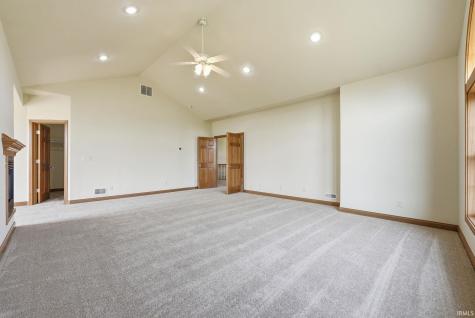 1095 E 600 N Columbia City IN 46725