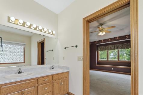 8215 Killeen Run Fort Wayne IN 46835