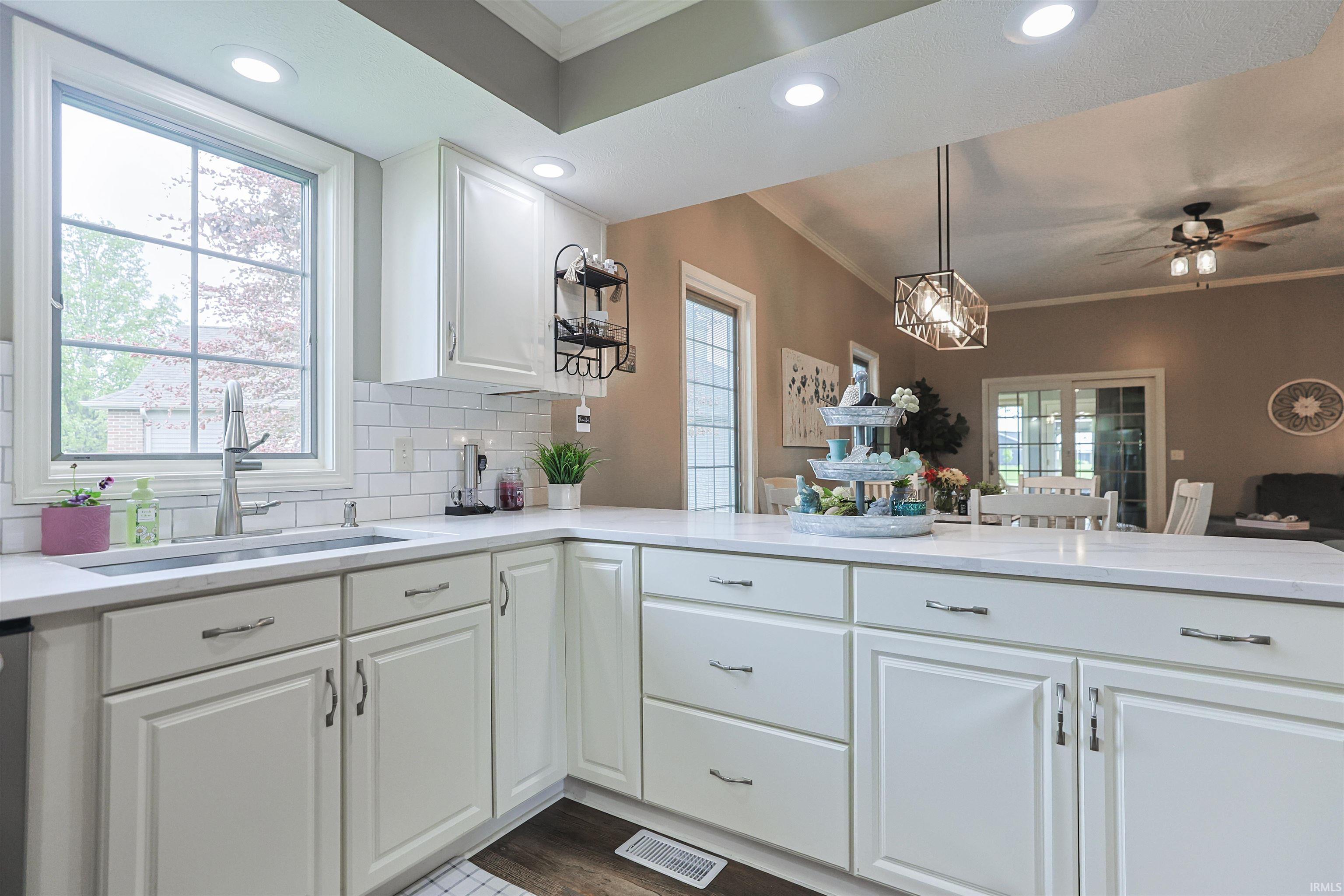 1031 Blackstone Boulevard Nappanee IN 46550