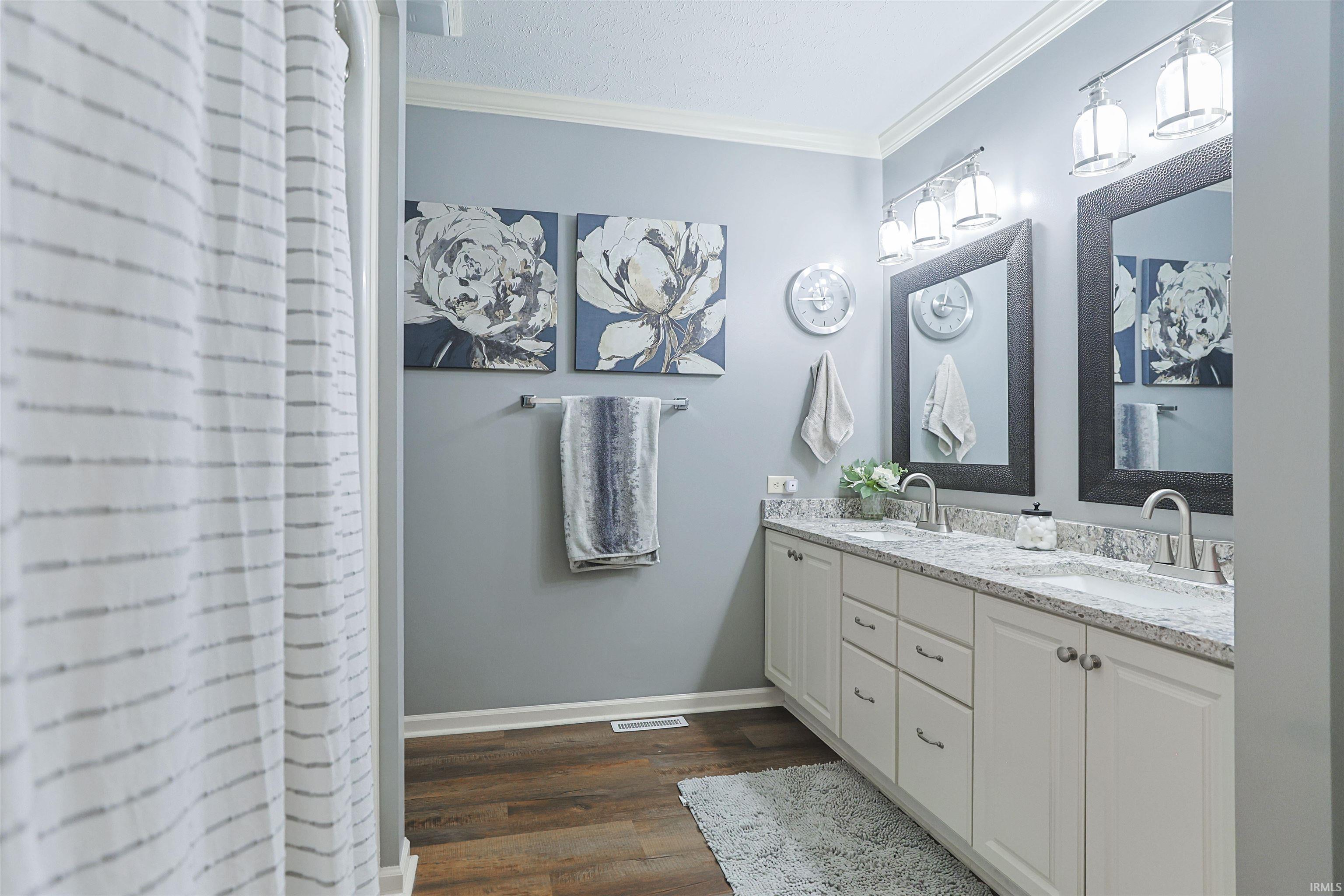 1031 Blackstone Boulevard Nappanee IN 46550