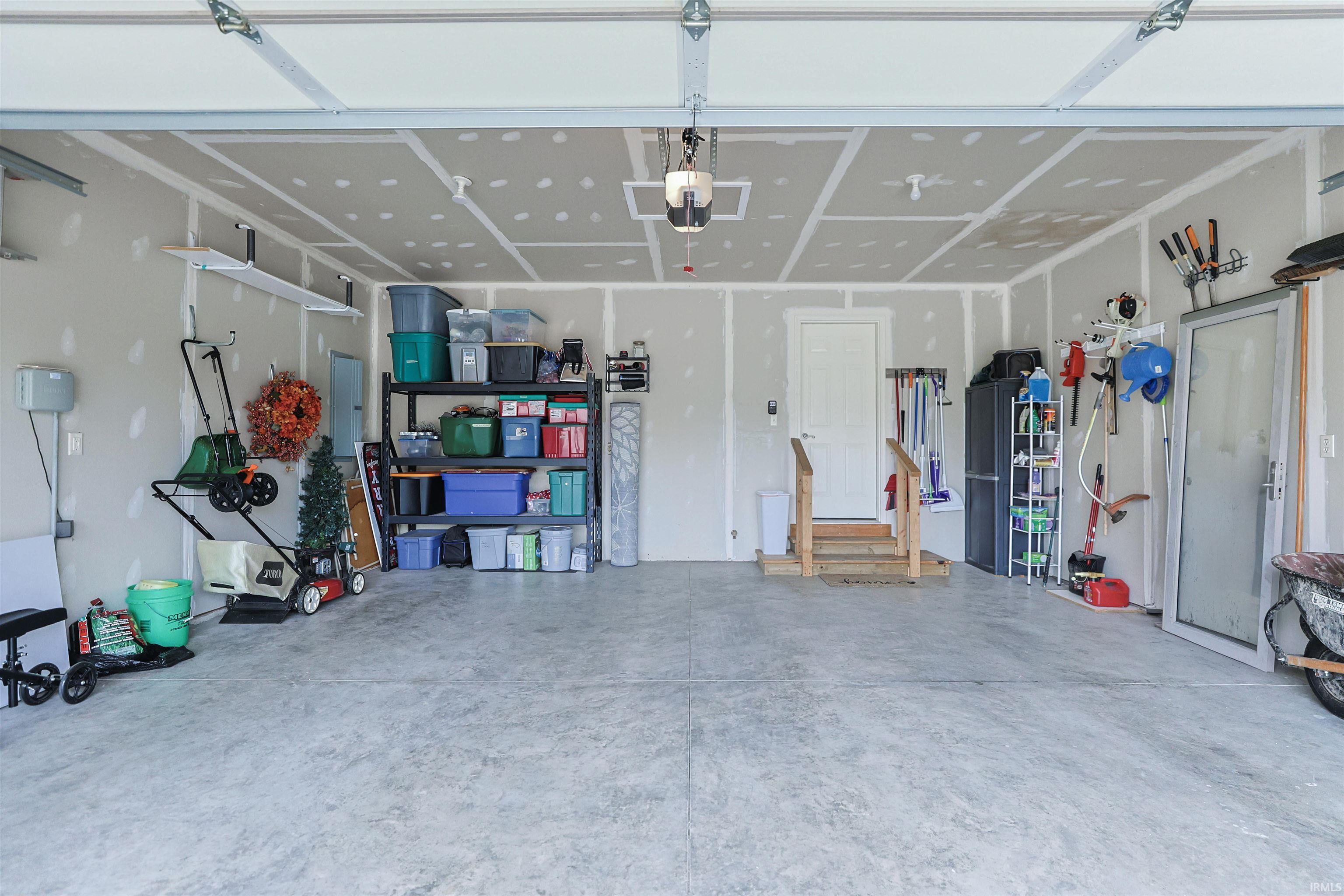 1031 Blackstone Boulevard Nappanee IN 46550