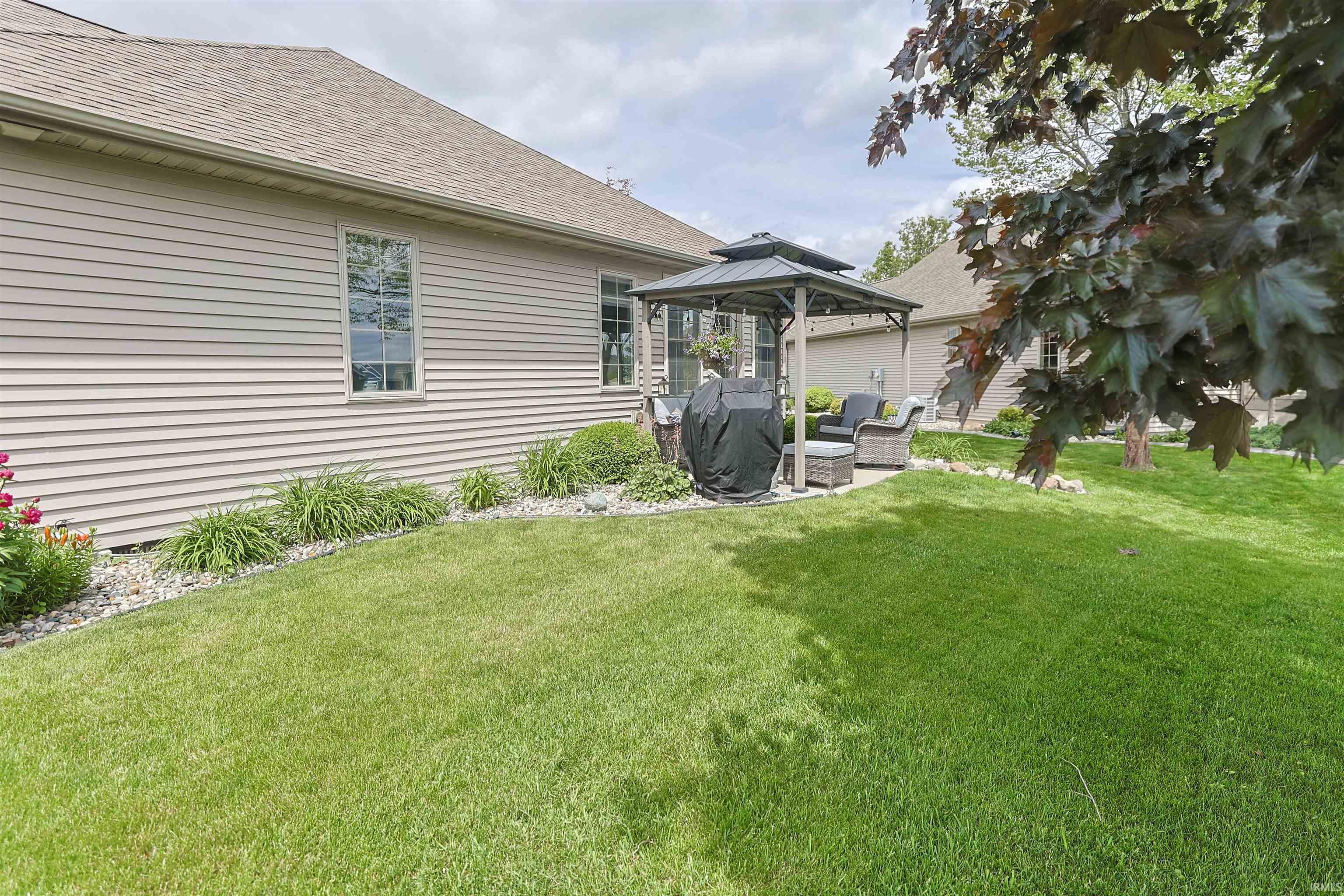 1031 Blackstone Boulevard Nappanee IN 46550
