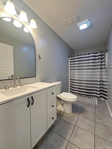 18 Wolf Street Washington IN 47501