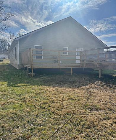 18 Wolf Street Washington IN 47501