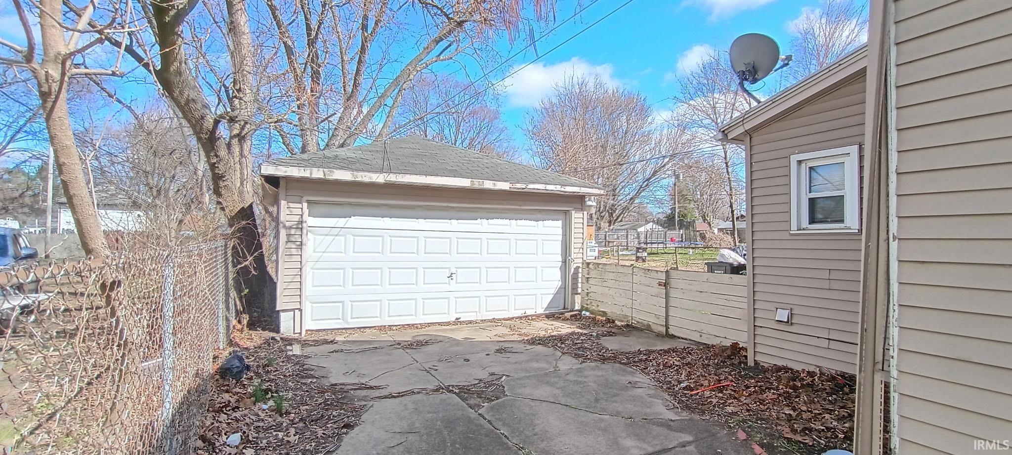 1926 Leer Street South Bend IN 46613