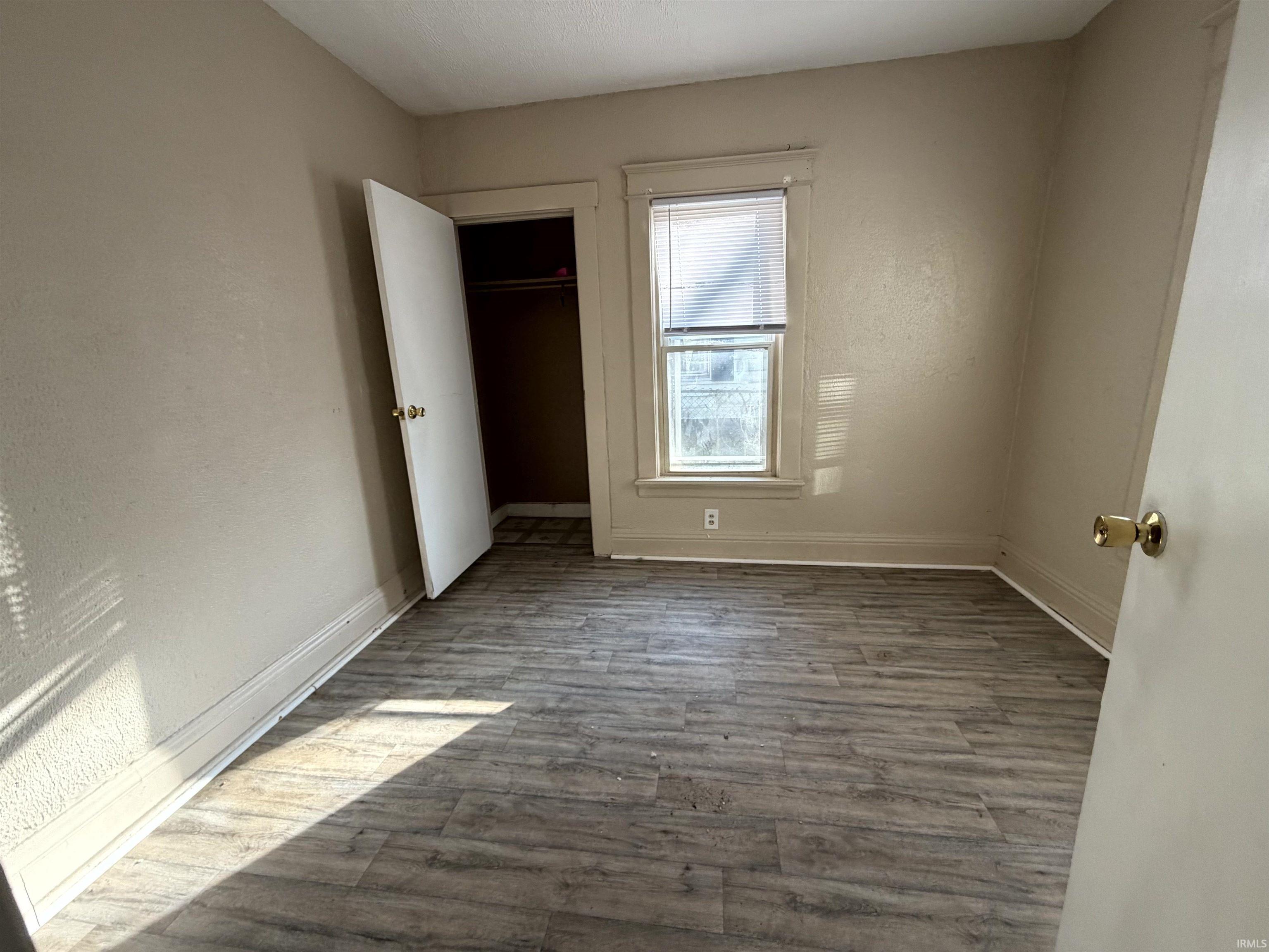 1926 Leer Street South Bend IN 46613
