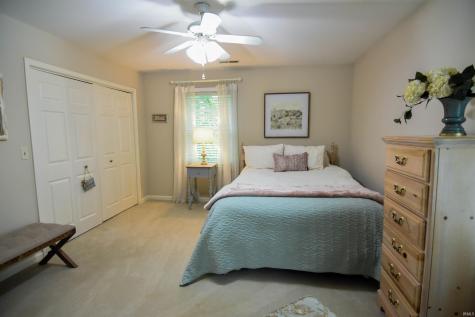 8931 Whispering Tree Lane Evansville IN 47711