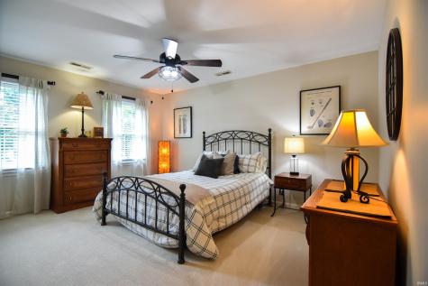 8931 Whispering Tree Lane Evansville IN 47711
