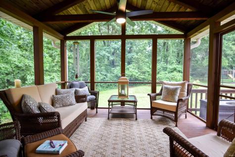 8931 Whispering Tree Lane Evansville IN 47711