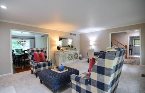 8931 Whispering Tree Lane Evansville IN 47711