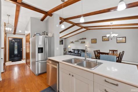 1311 Oriole Drive Warsaw IN 46580