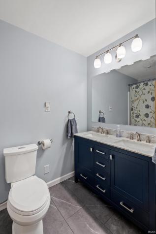 1311 Oriole Drive Warsaw IN 46580