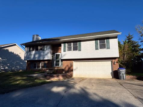 3206 W Woodhaven Drive Bloomington IN 47403