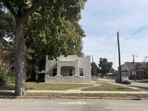 828 Buntin Street Vincennes IN 47591