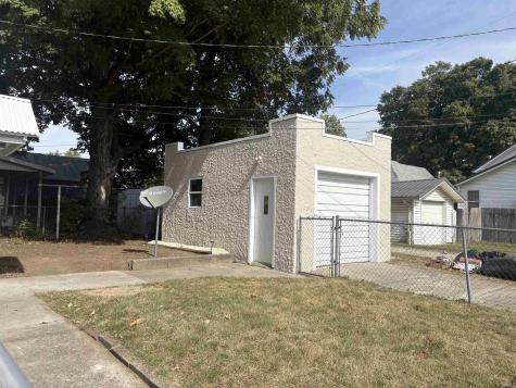 828 Buntin Street Vincennes IN 47591