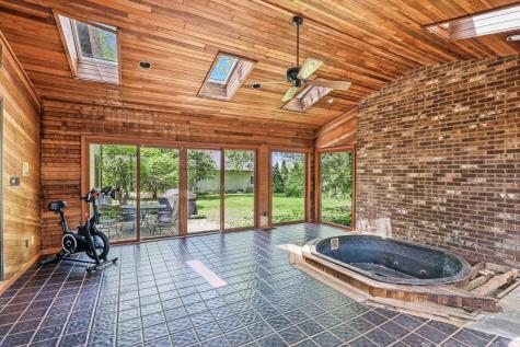 2208 Hearthstone Drive Fort Wayne IN 46804