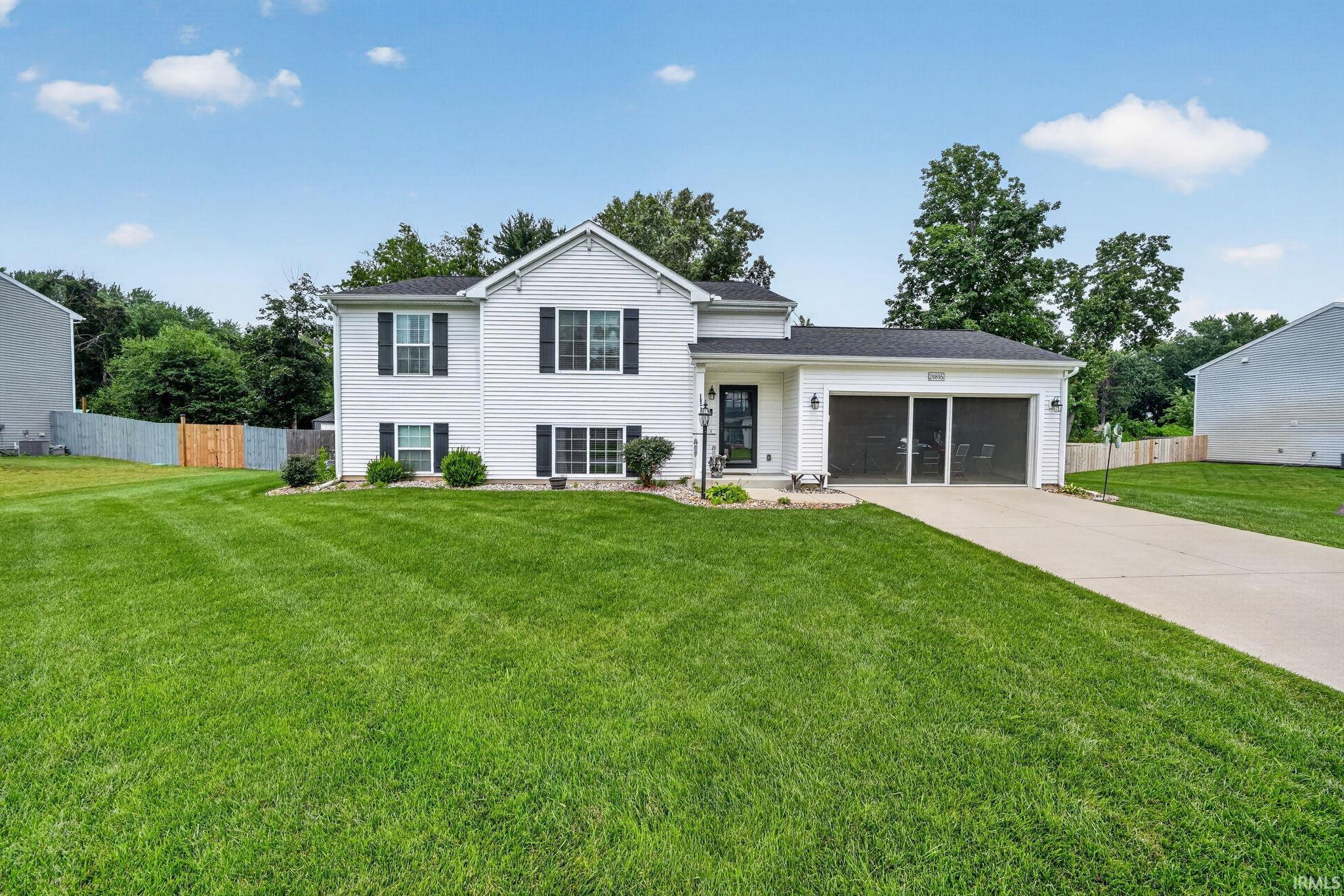 29895 Dallas Drive Elkhart IN 46514