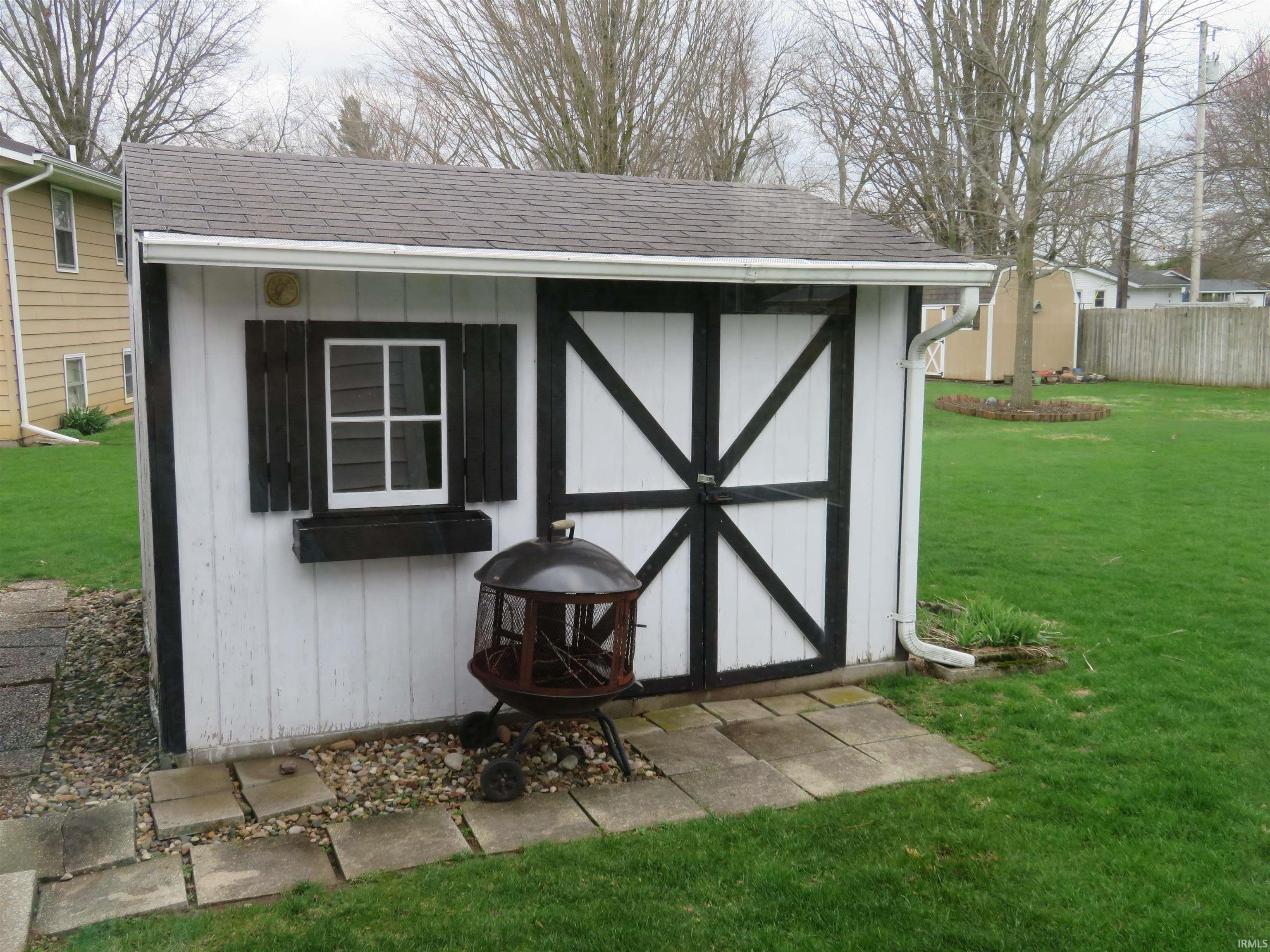 93 Greenway Drive Goshen IN 46526