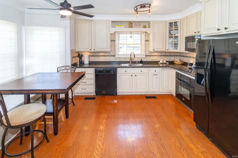 913 Harmony Way Evansville IN 47720
