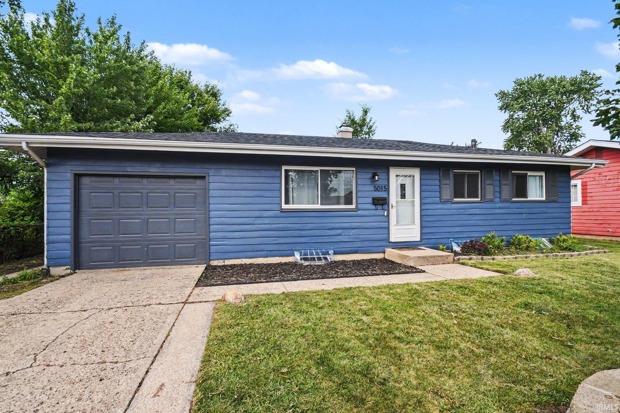 5015 Bloomfield Place South Bend IN 46619