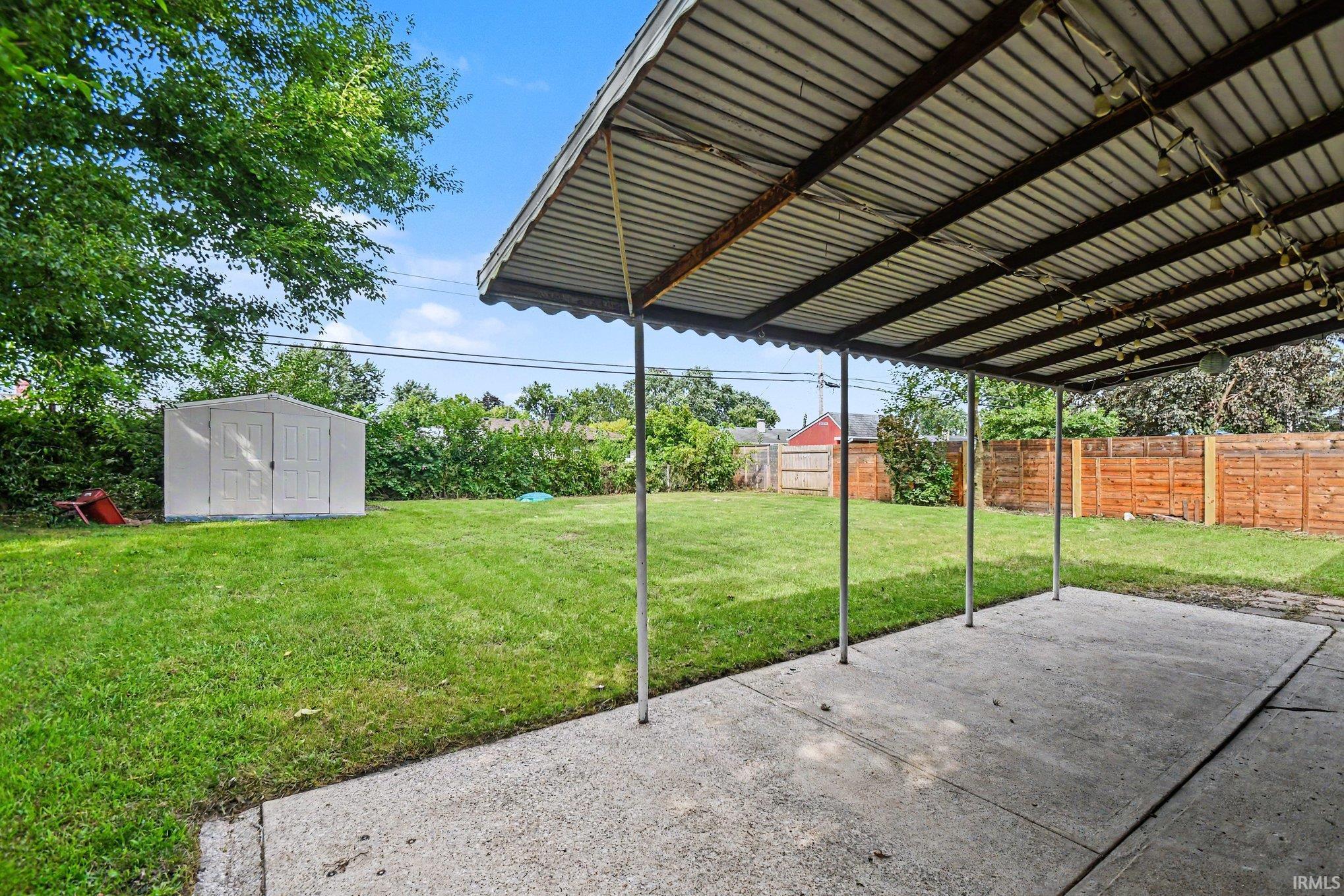 5015 Bloomfield Place South Bend IN 46619