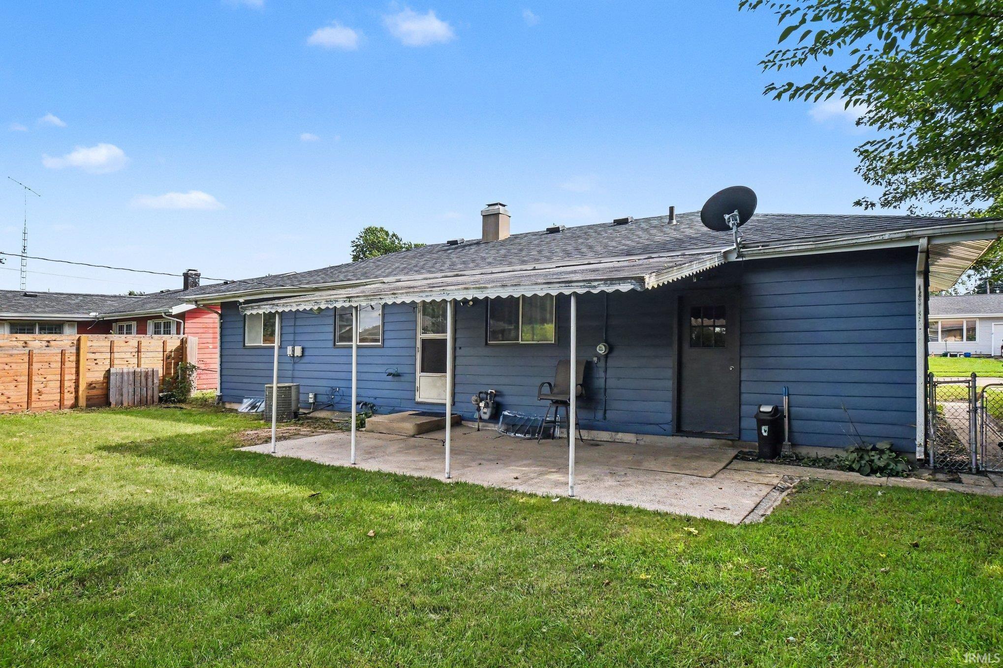 5015 Bloomfield Place South Bend IN 46619