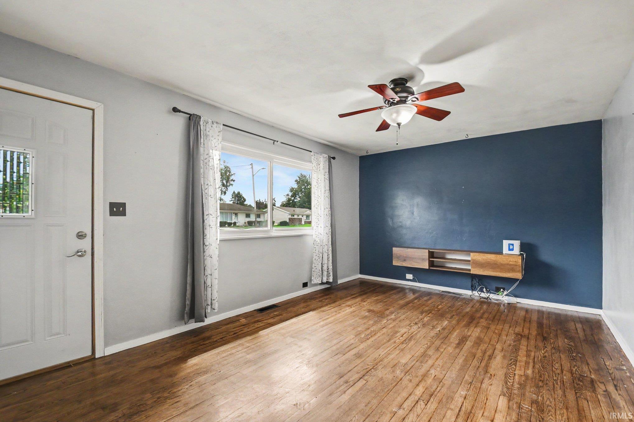 5015 Bloomfield Place South Bend IN 46619