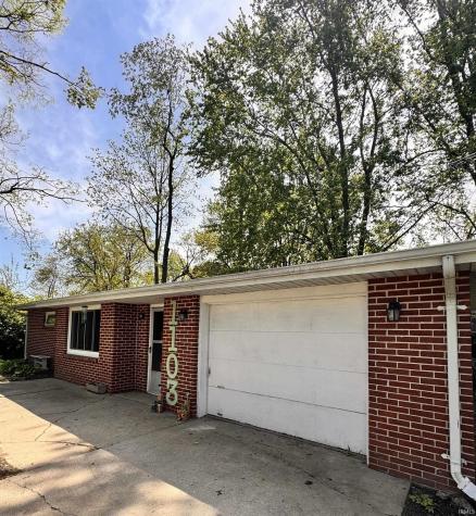 1103 E 25th Street Muncie IN 47302