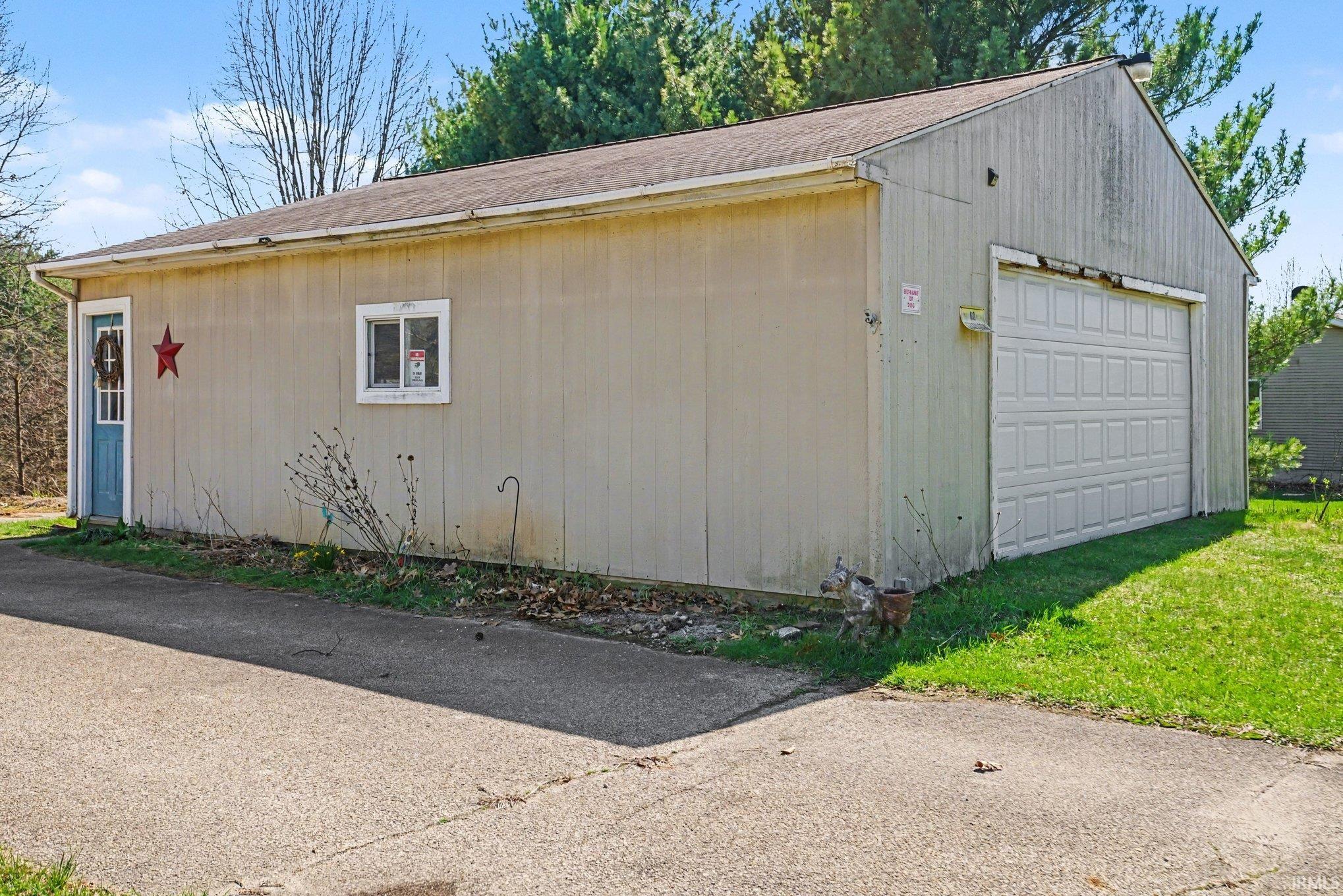 13288 Vistula Drive Bristol IN 46507
