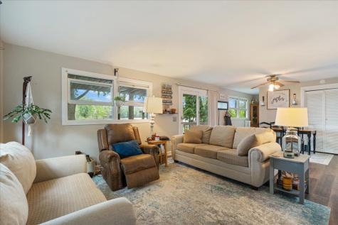 9122 N Steinbarger Lake Road Wawaka IN 46794