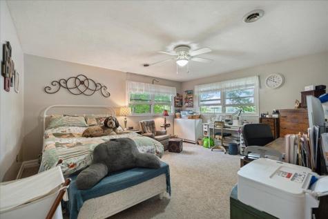 9122 N Steinbarger Lake Road Wawaka IN 46794