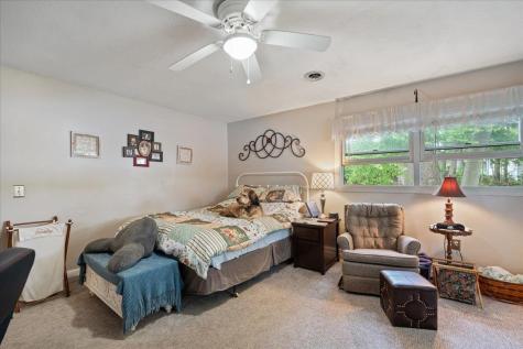9122 N Steinbarger Lake Road Wawaka IN 46794