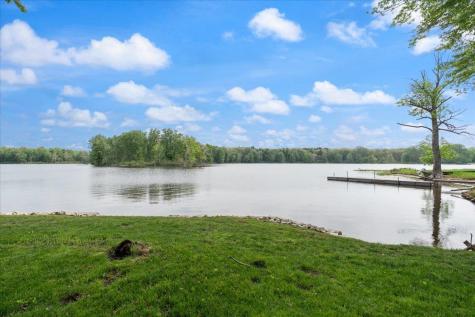 9122 N Steinbarger Lake Road Wawaka IN 46794